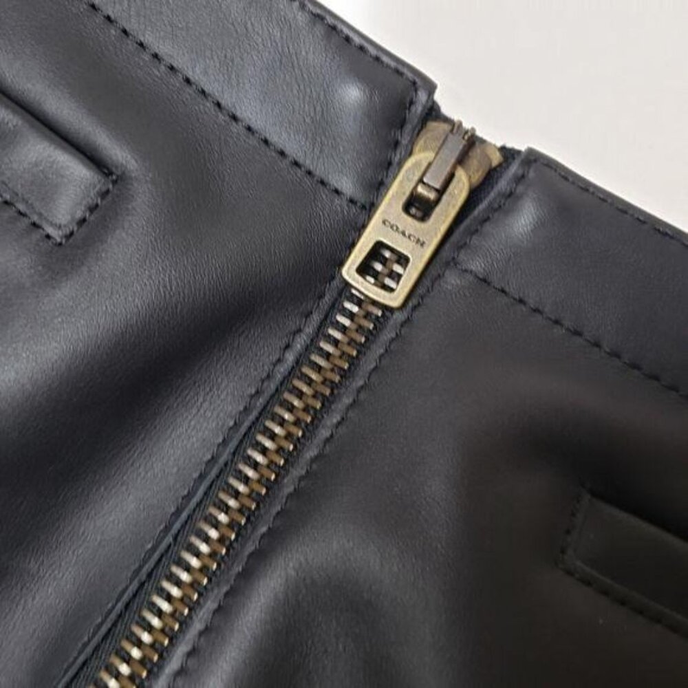 Coach Black Leather Mini Skirt With Back Zip and faux pockets sexy classic - Picture 11 of 11